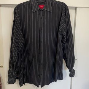 Massimo USEED Black button down shirt with white stripes